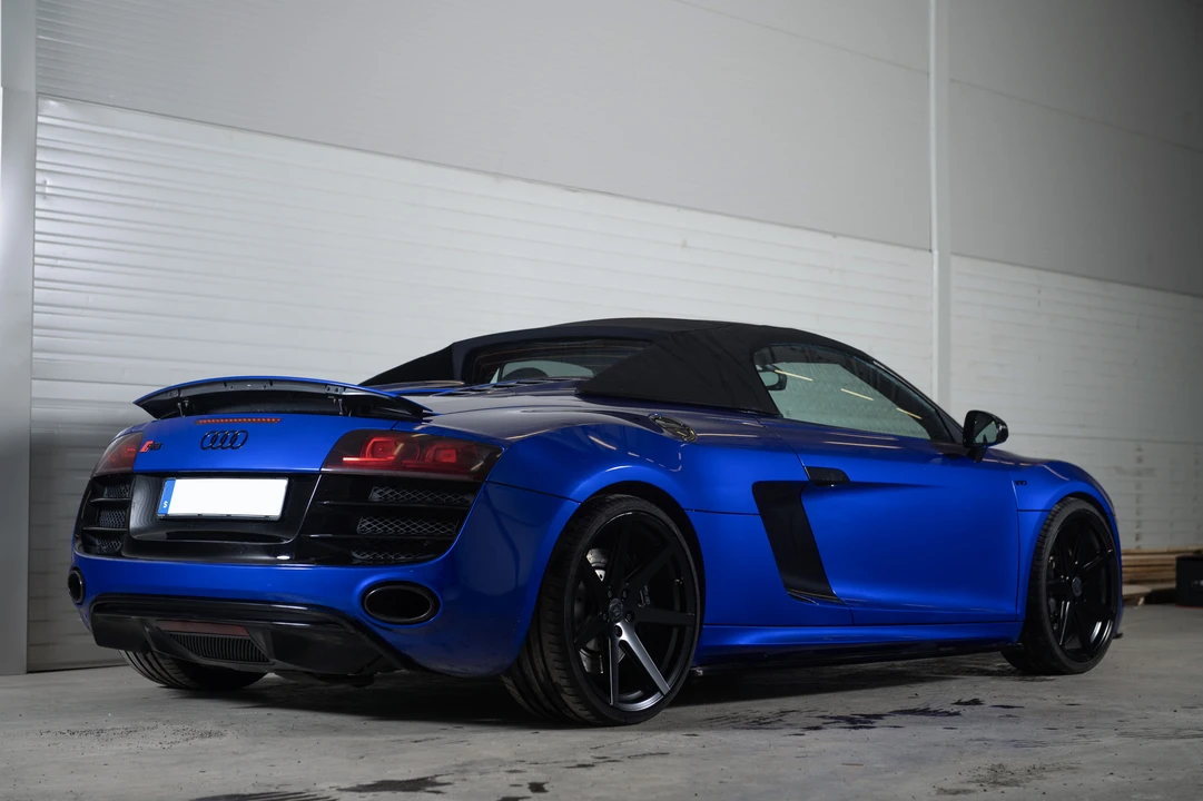 2010 Audi 42 R8 - Image 7 of 31