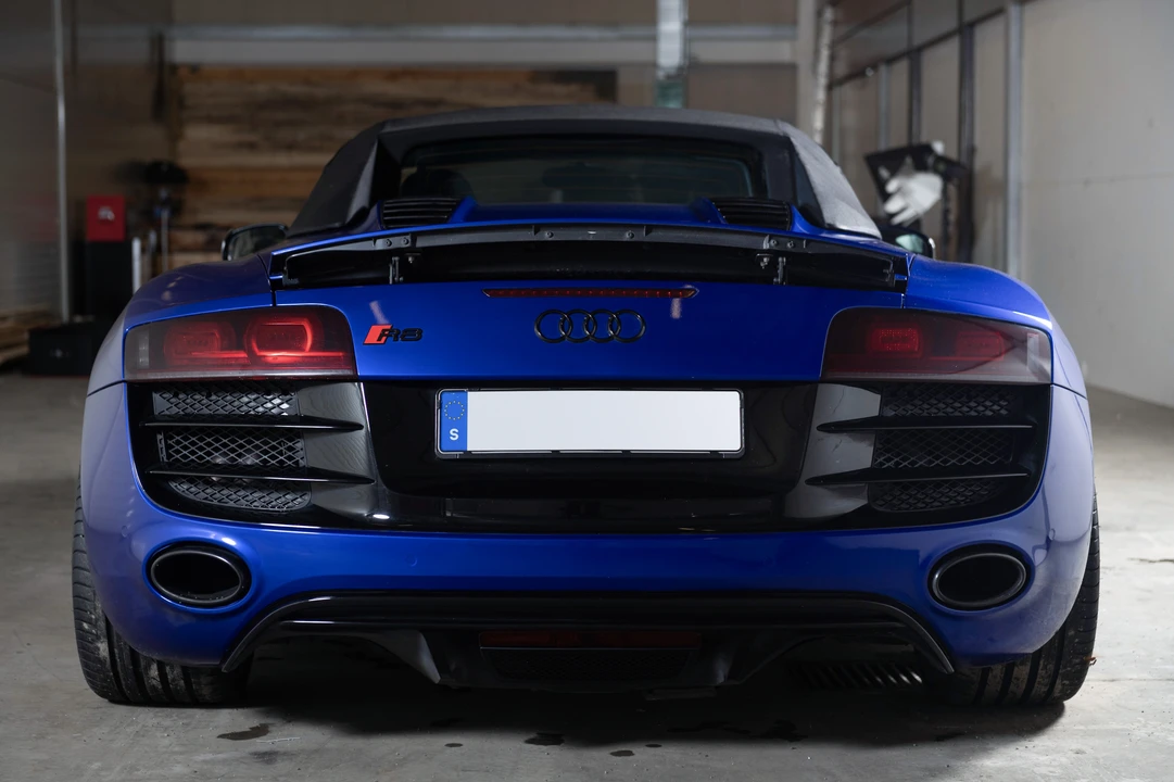 2010 Audi 42 R8 - Image 6 of 31