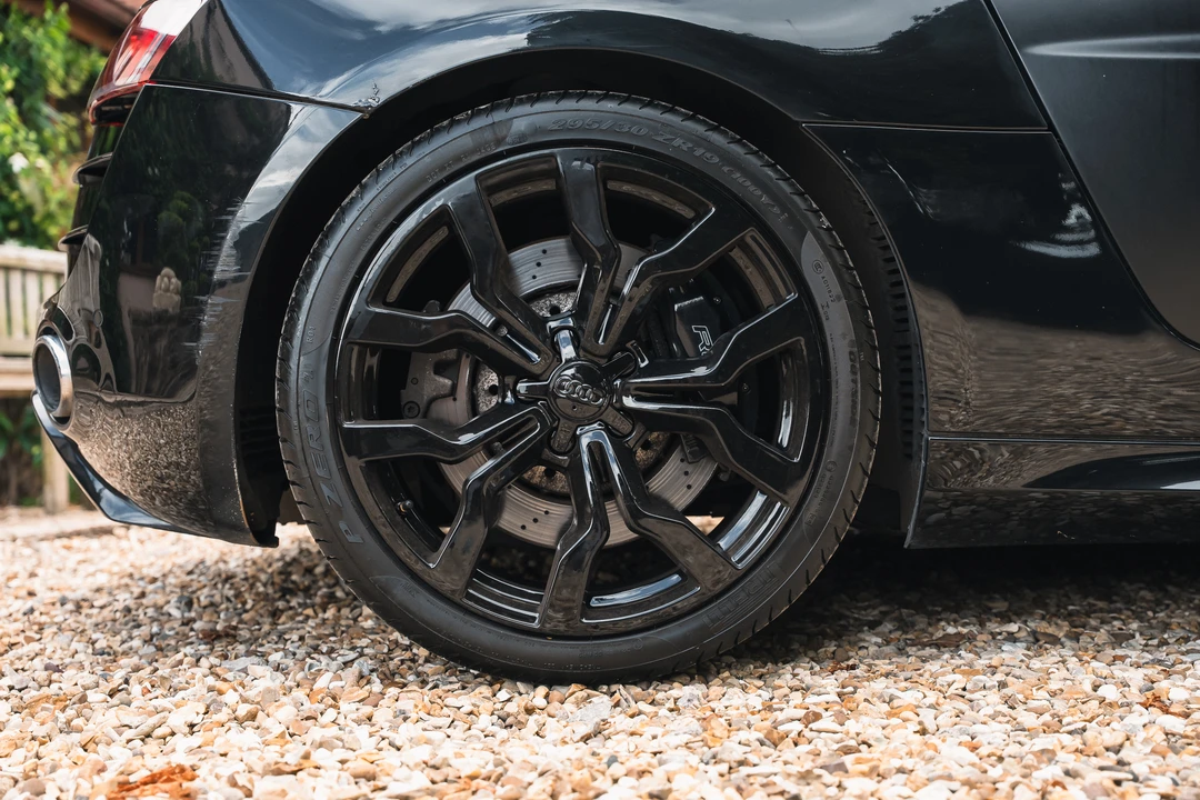 2010 Audi 42 R8 - Image 29 of 31