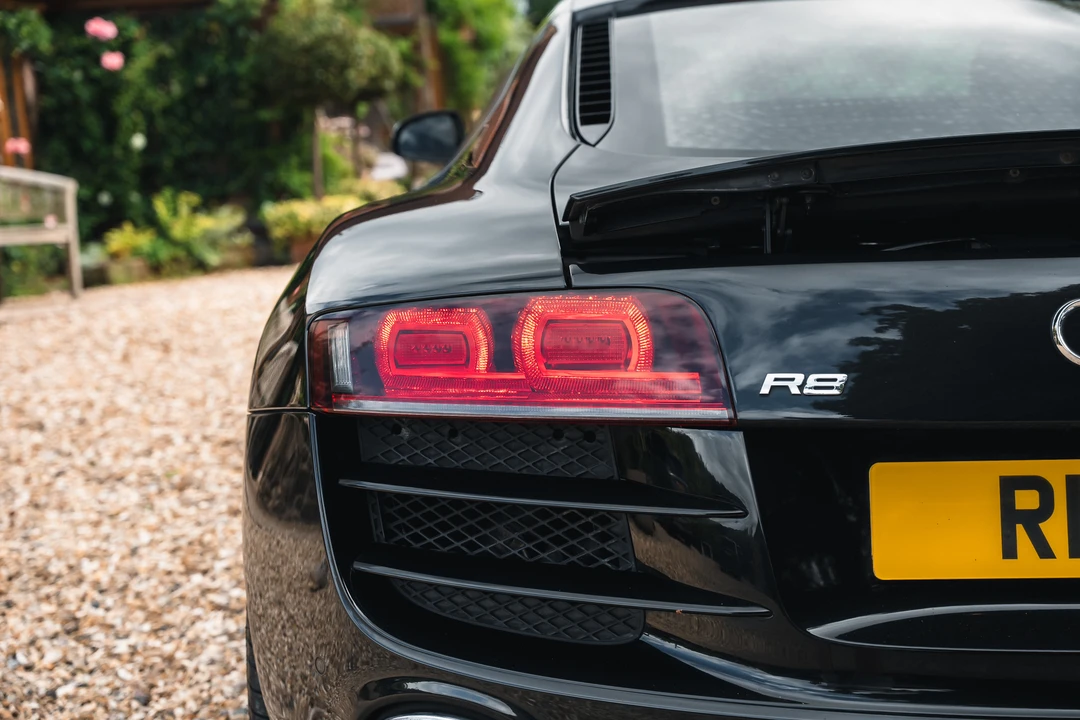 2010 Audi 42 R8 - Image 19 of 31