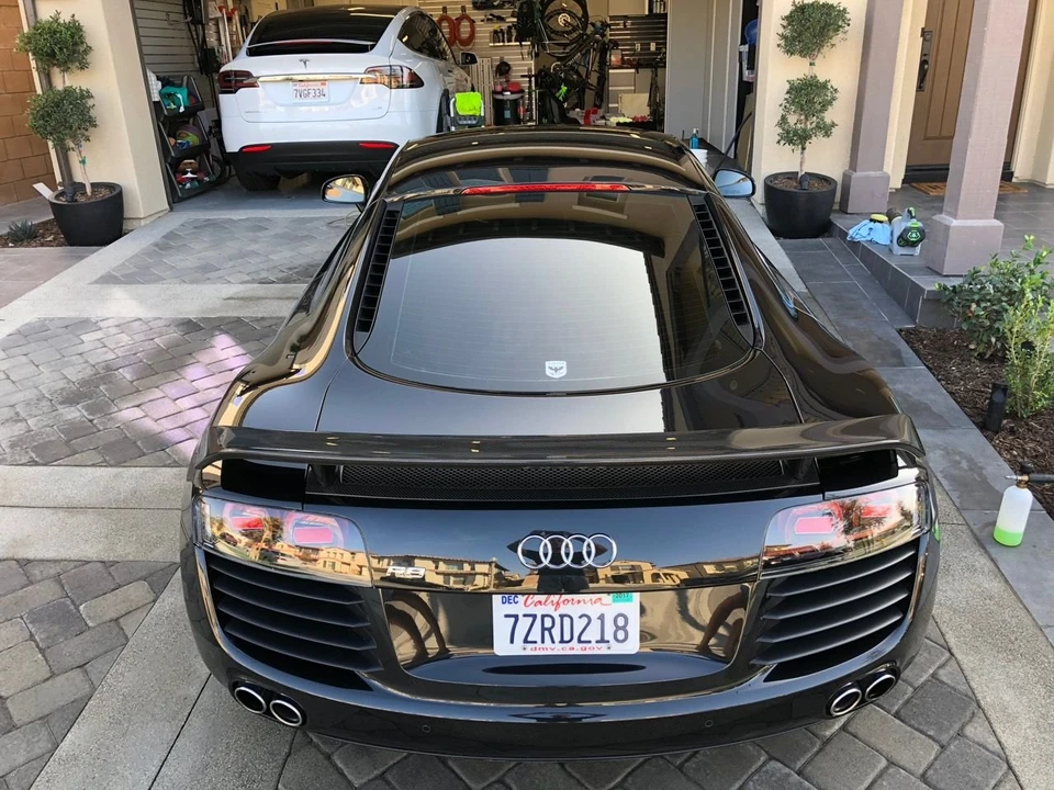 2010 Audi 42 R8 - Image 4 of 13
