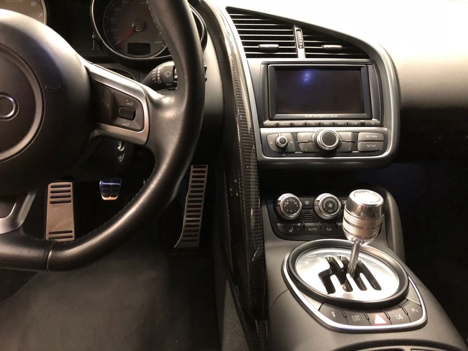 2010 Audi 42 R8 - Image 13 of 13