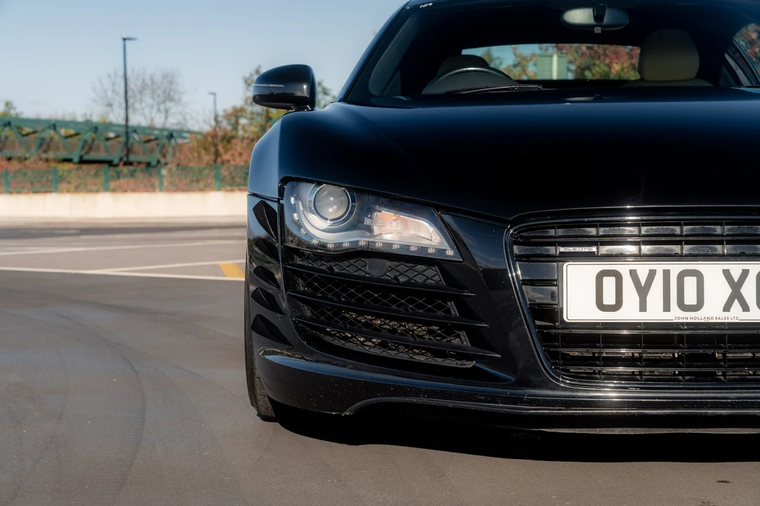 2010 Audi 42 R8 - Image 26 of 31