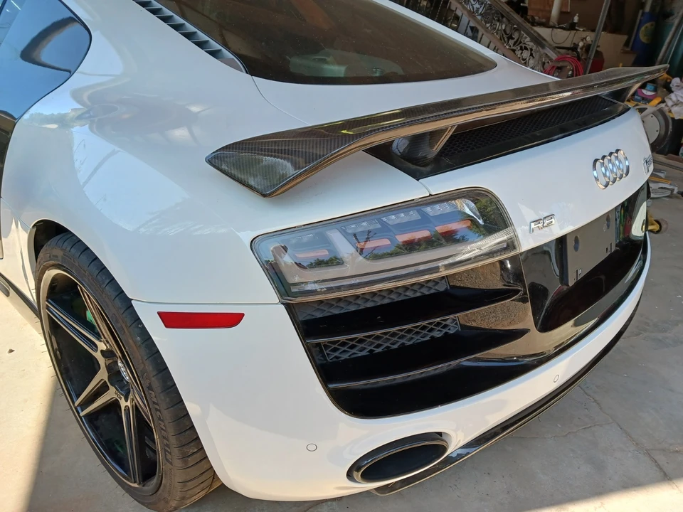 2010 Audi 42 R8 - Image 4 of 31