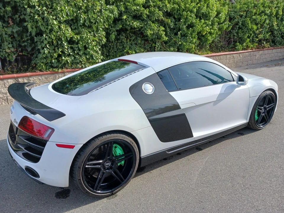 2010 Audi 42 R8 - Image 6 of 31