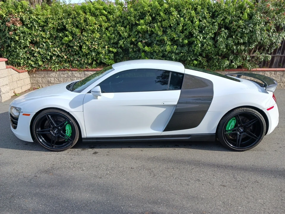 2010 Audi 42 R8 - Image 3 of 31