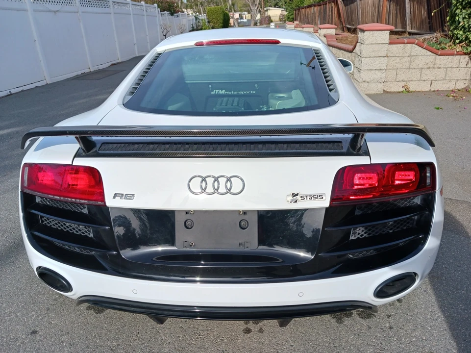 2010 Audi 42 R8 - Image 5 of 31
