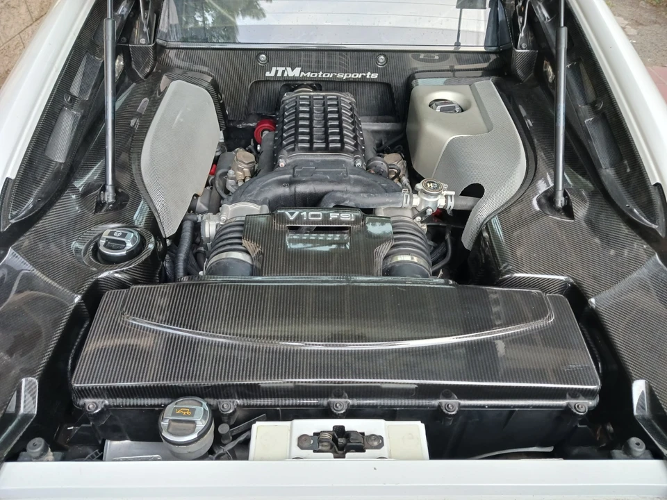 2010 Audi 42 R8 - Image 30 of 31