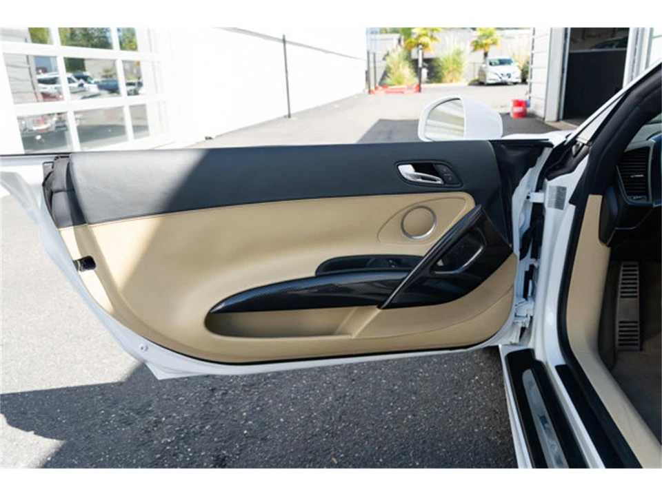 2010 Audi 42 R8 - Image 10 of 12