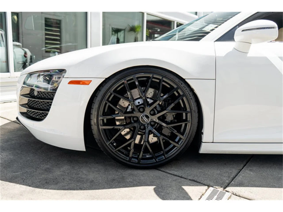 2010 Audi 42 R8 - Image 4 of 12