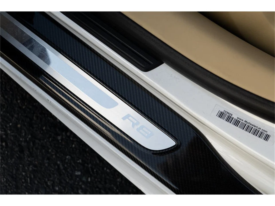 2010 Audi 42 R8 - Image 12 of 12