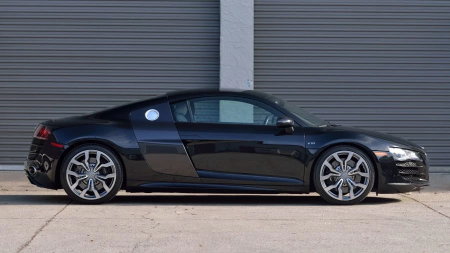 2010 Audi 42 R8 - Image 2 of 20