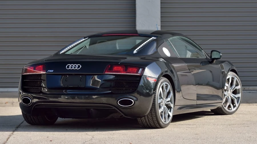 2010 Audi 42 R8 - Image 3 of 20