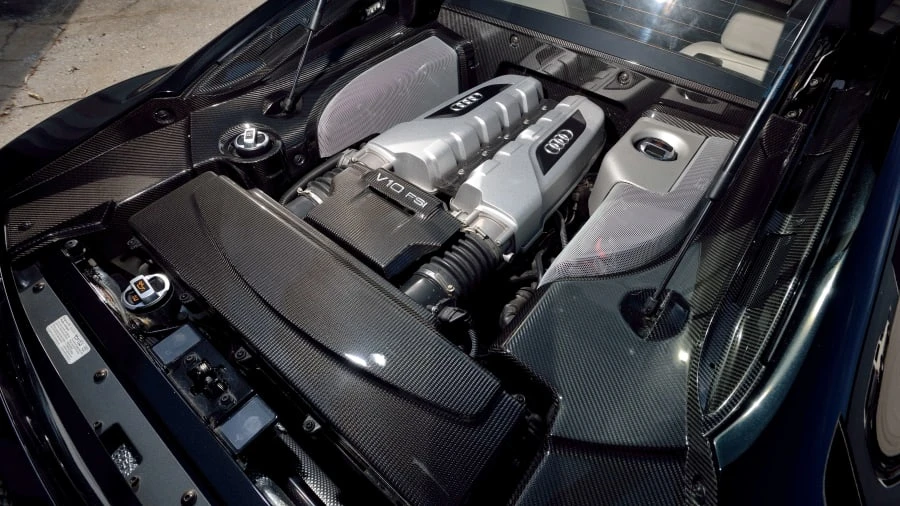 2010 Audi 42 R8 - Image 7 of 20