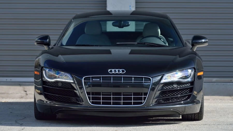 2010 Audi 42 R8 - Image 14 of 20