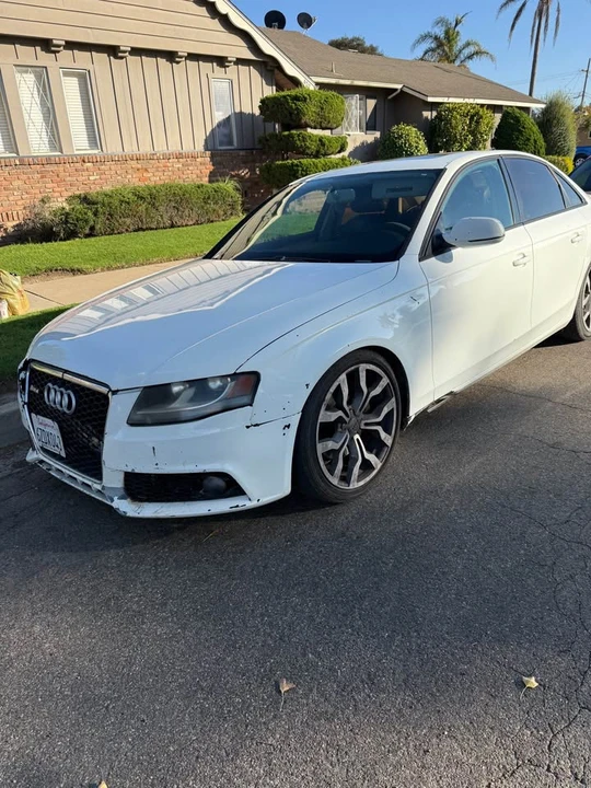 2010 Audi RS4 - Image 4 of 4