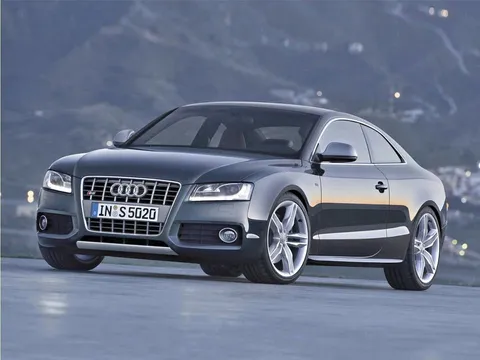 2010 Audi S2 4.2 Premium Plus