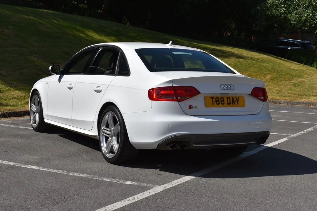 2010 Audi B8 S4 - Image 15 of 30