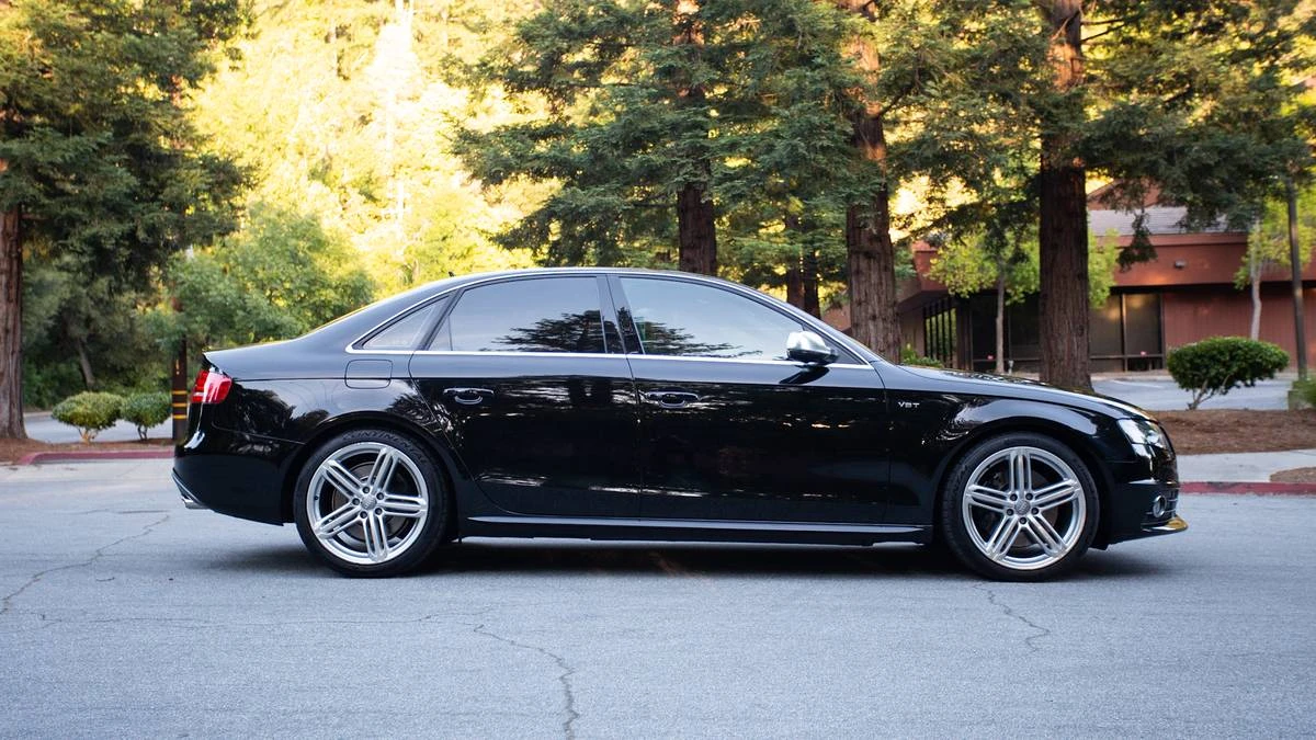 2010 Audi B8 S4 - Image 4 of 17