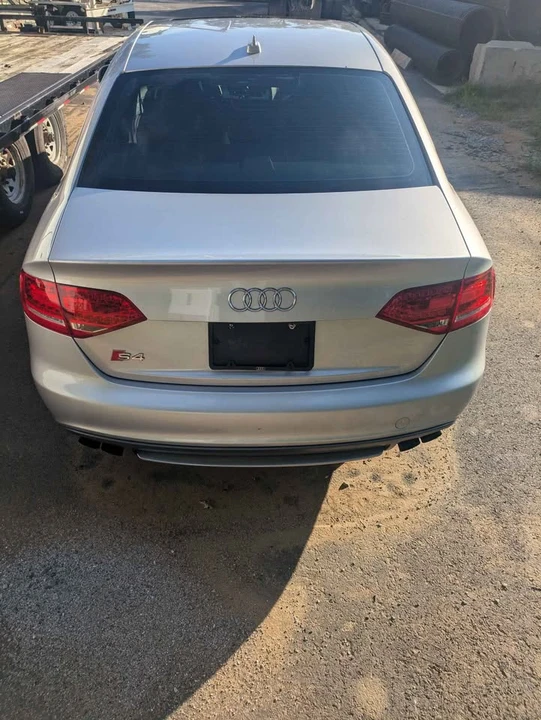 2010 Audi B8 S4 - Image 3 of 10