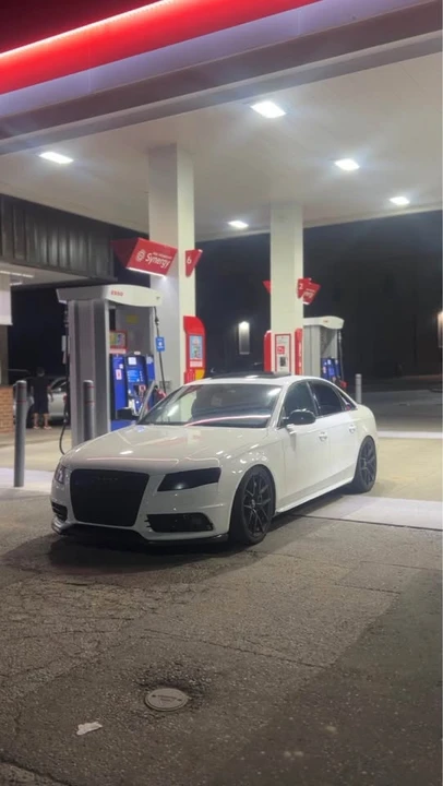 2010 Audi B8 S4 - Image 4 of 7
