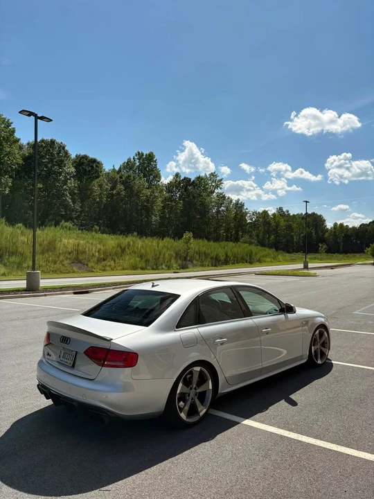 2010 Audi B8 S4 - Image 8 of 14
