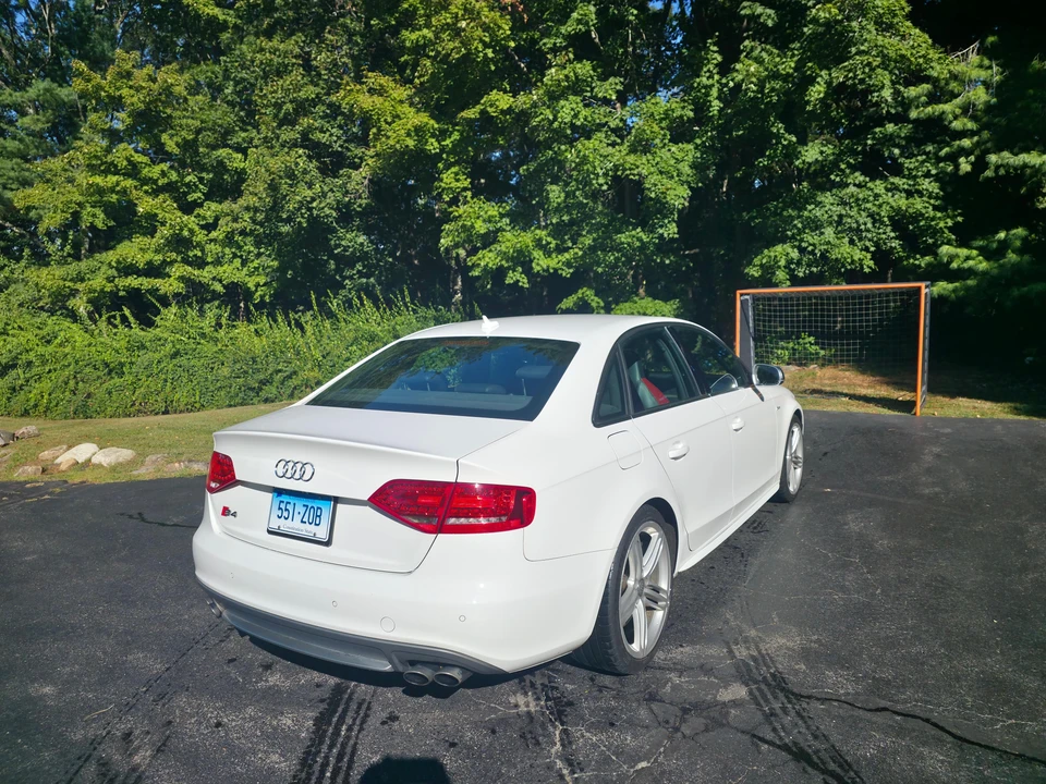 2010 Audi B8 S4 - Image 19 of 31