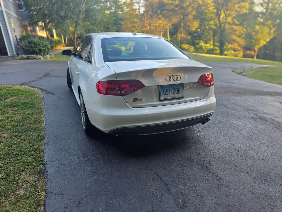 2010 Audi B8 S4 - Image 15 of 31