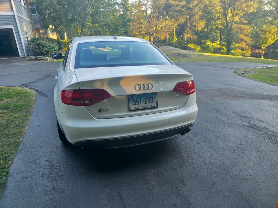 2010 Audi B8 S4 - Image 16 of 31