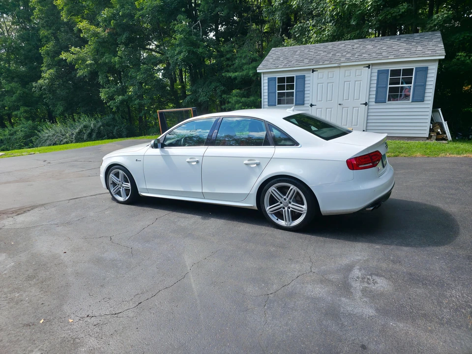 2010 Audi B8 S4 - Image 14 of 31
