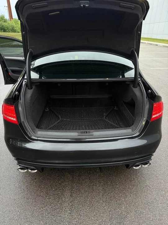 2010 Audi B8 S4 - Image 7 of 17