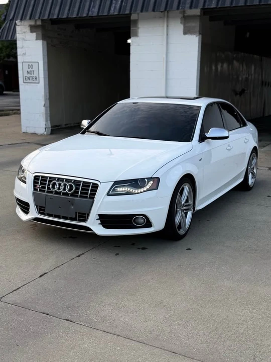 2010 Audi B8 S4 - Image 2 of 19