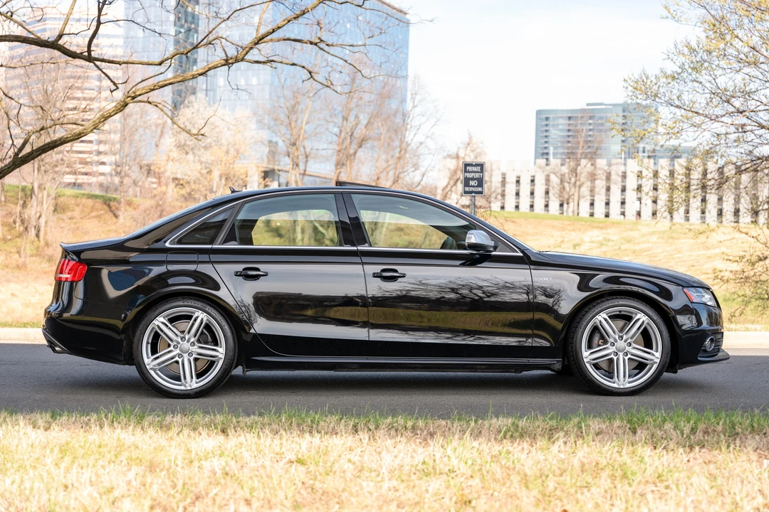 2010 Audi B8 S4 - Image 11 of 31