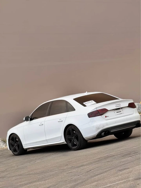 2010 Audi B8 S4 - Image 5 of 12