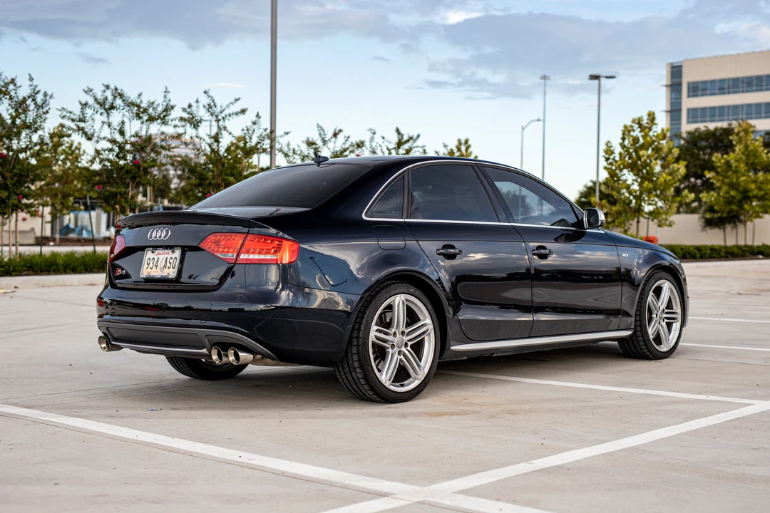 2010 Audi B8 S4 - Image 2 of 31