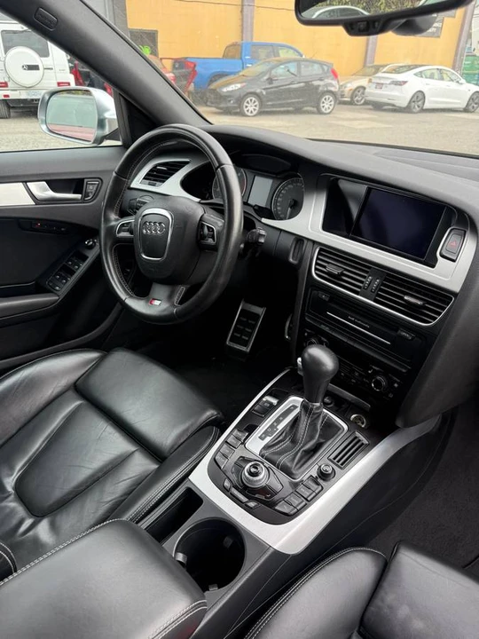 2010 Audi B8 S4 - Image 8 of 12