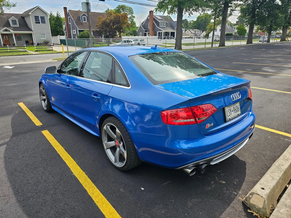 2010 Audi B8 S4 - Image 11 of 31