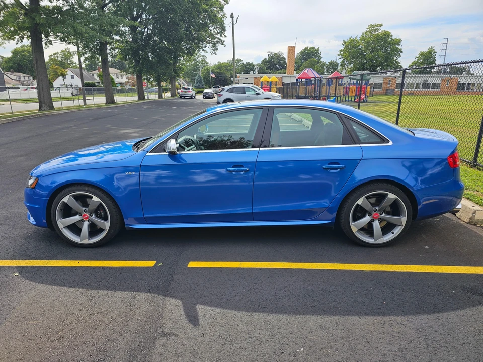2010 Audi B8 S4 - Image 10 of 31