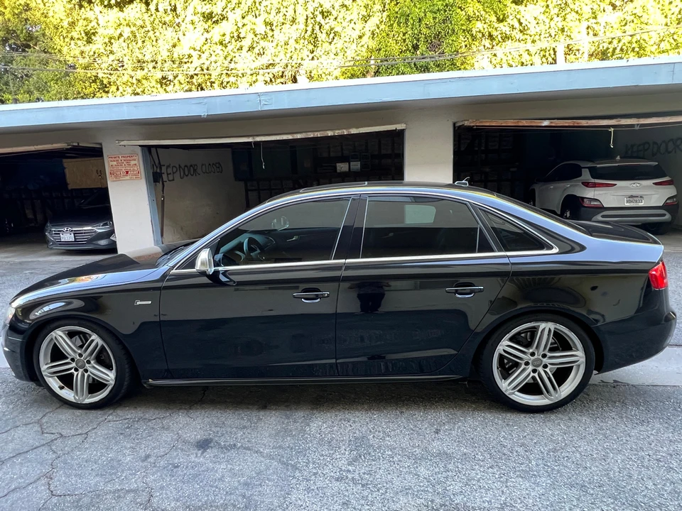 2010 Audi B8 S4 - Image 8 of 28