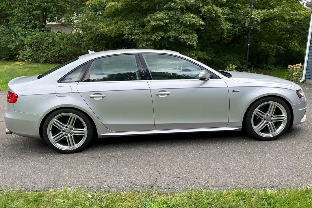 2010 Audi B8 S4 - Image 3 of 31
