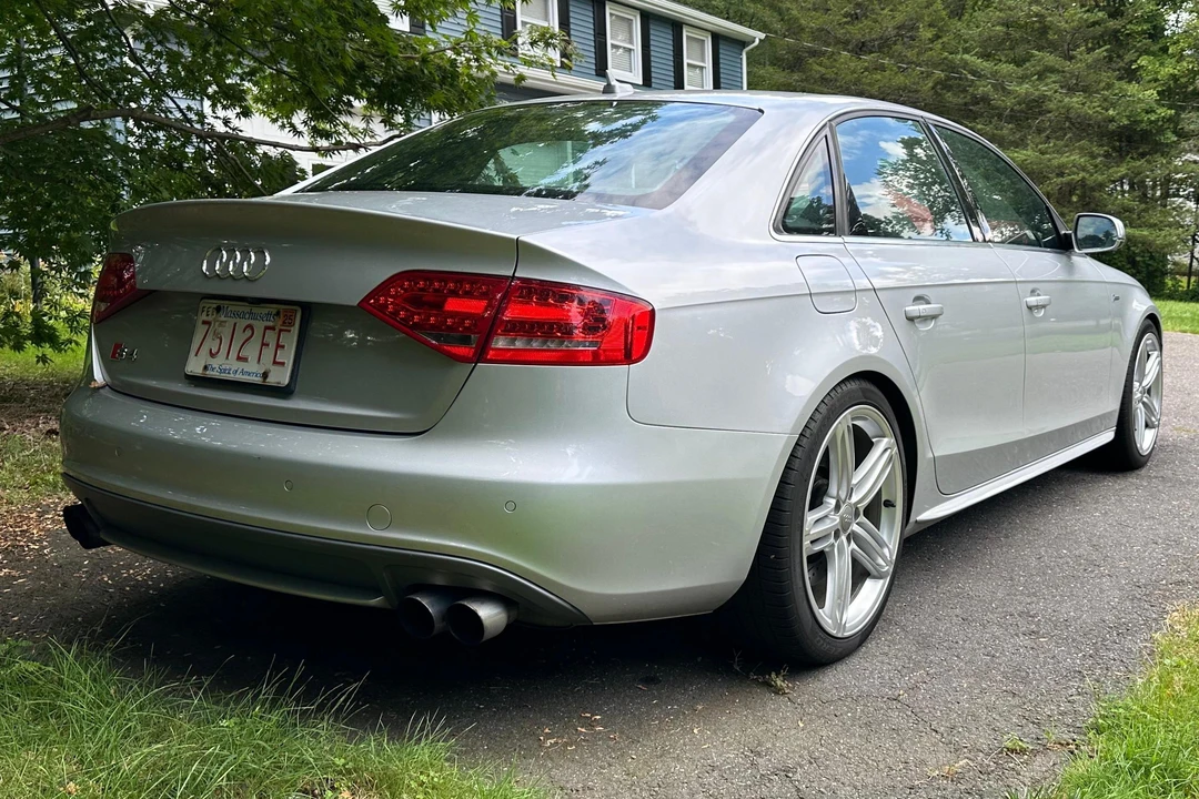 2010 Audi B8 S4 - Image 4 of 31
