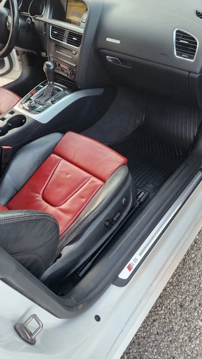 2010 Audi B8 S5 - Image 10 of 20