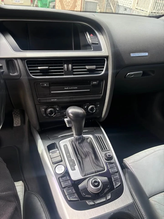 2010 Audi B8 S5 - Image 13 of 20