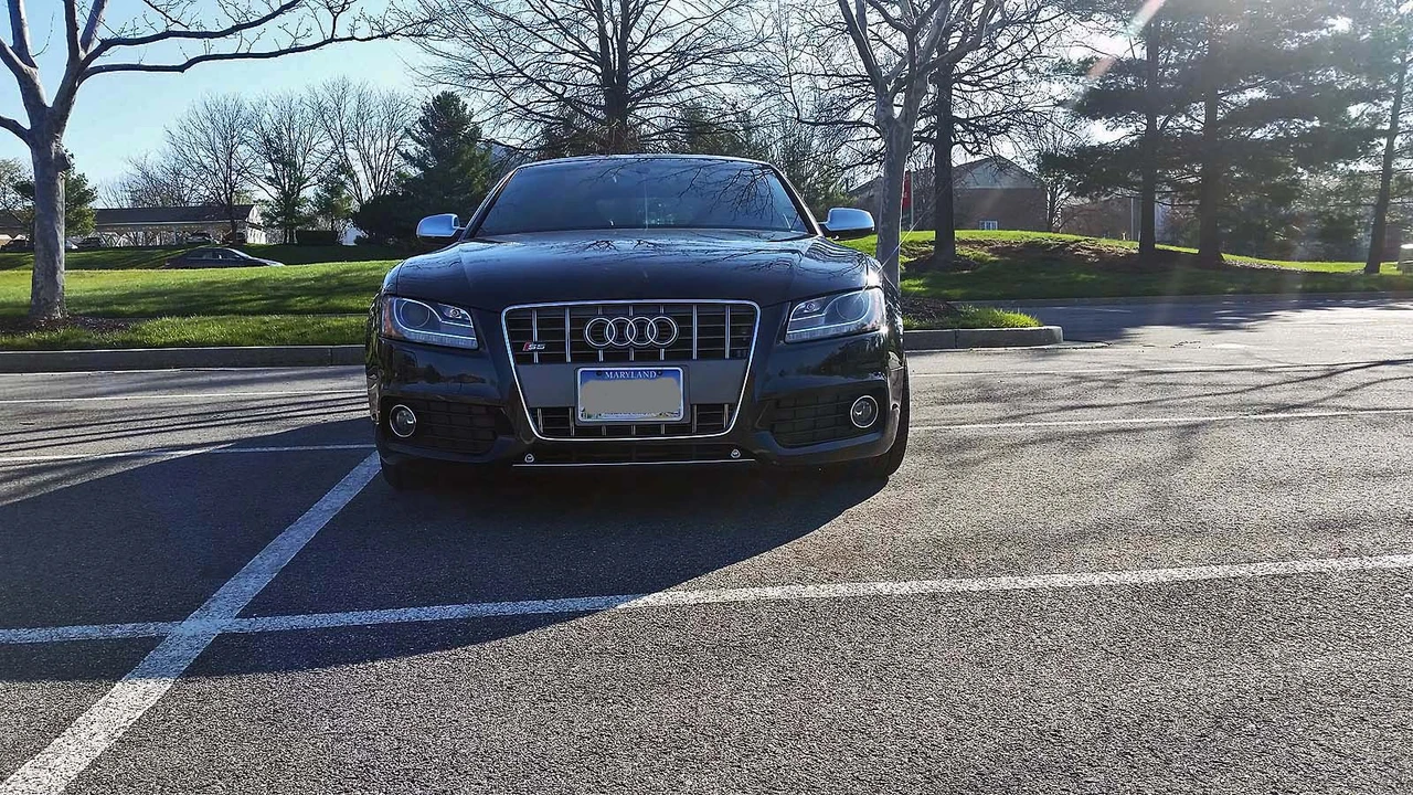 2010 Audi B8 S5 - Image 2 of 5