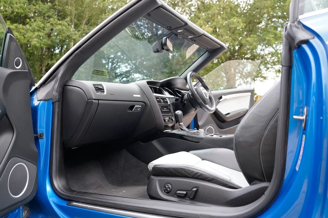 2010 Audi B8 S5 - Image 29 of 31