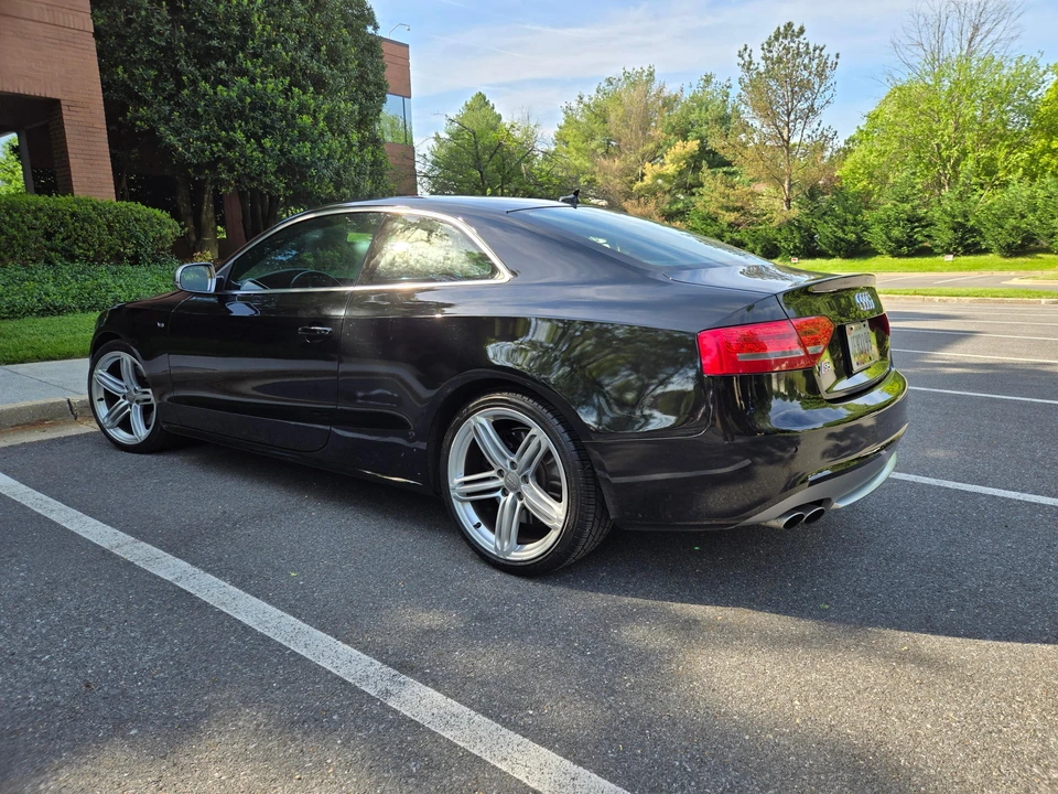 2010 Audi B8 S5 - Image 8 of 31