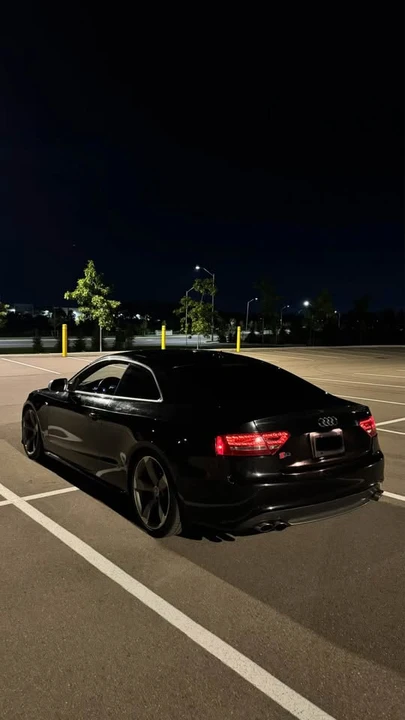 2010 Audi B8 S5 - Image 3 of 8