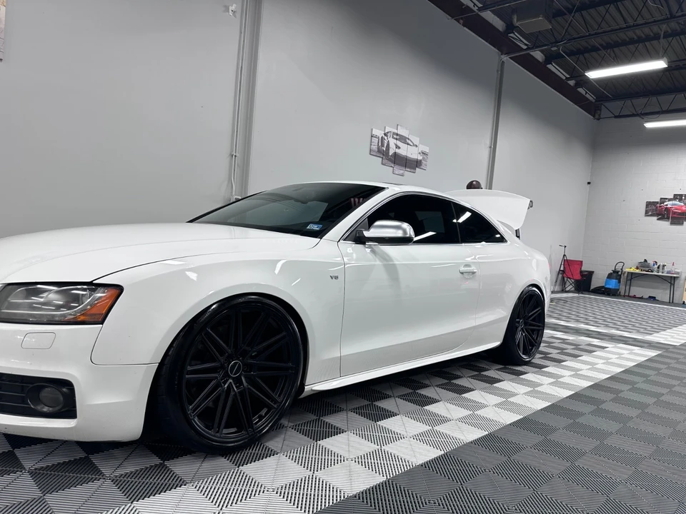 2010 Audi B8 S5 - Image 5 of 11