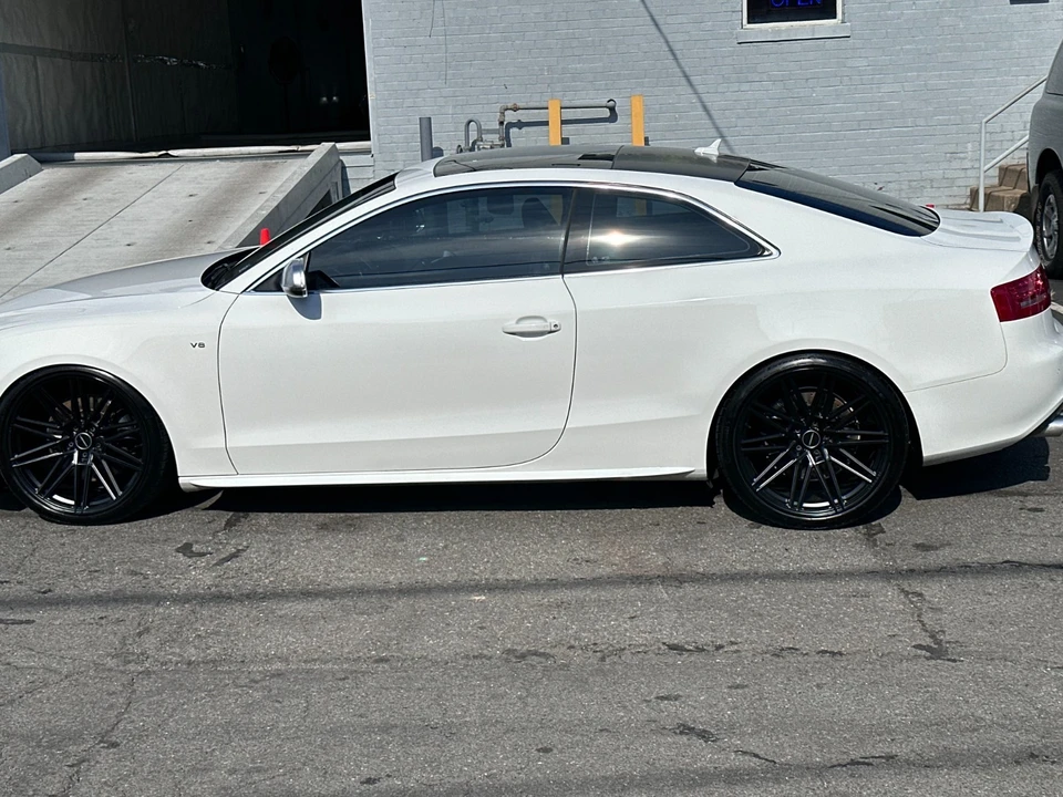 2010 Audi B8 S5 - Image 2 of 11