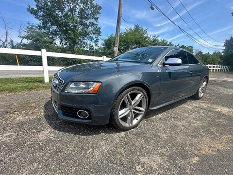2010 Audi S5 Premium Coupe 2D